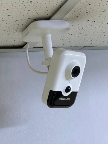 ip камеры 2304х1296 с микрофоном: Продаю камеру видеонаблюдения Камера была установлена, но не