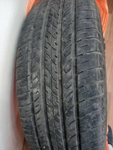 Шины: Шины 225 / 65 / R 17, Лето, Б/у, Комплект, Легковые, Китай, Maxxis