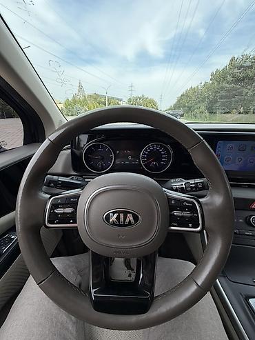 субару минивен: Kia Carnival: 2021 г., 2.2 л, Автомат, Дизель, Минивэн — 10