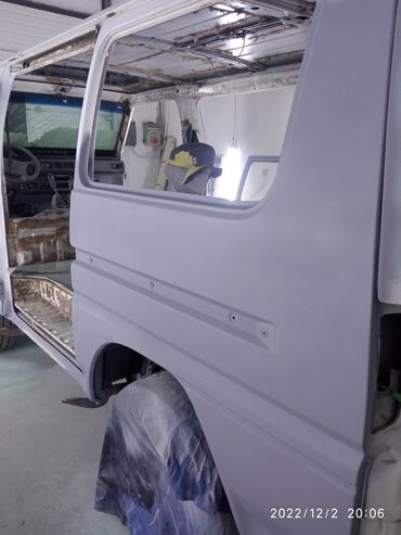 Microcar: Microcar : 2.5 l | Van/Minivan — 6