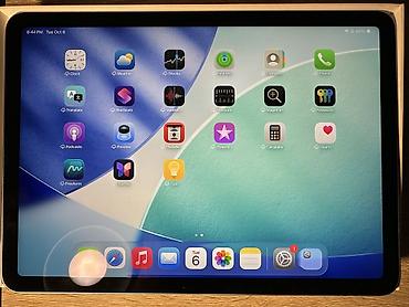 Планшет, Apple, память 128 ГБ, 10" - 11", Wi-Fi, Новый, Классический цвет - Серебристый at lalafo.kg Планшет, Apple, память 128 ГБ, 10" - 11", Wi-Fi, Новый, Классический цвет - Серебристый