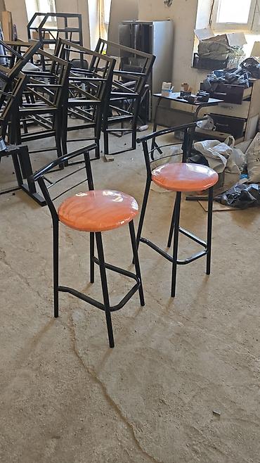 Metall karkaslı bar stulları - Dizayn: Yüksək oturacaqlı bar tipli lalafo.az -da Metall karkaslı bar stulları - Dizayn: Yüksək oturacaqlı bar tipli