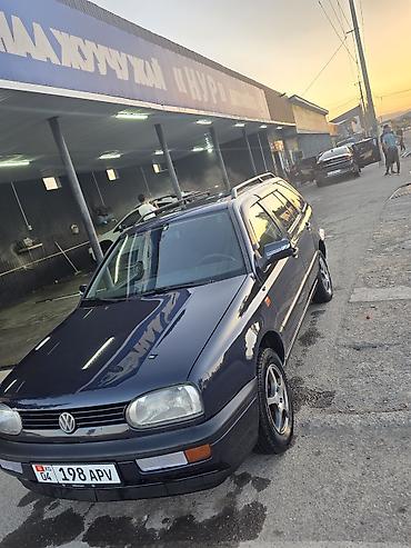 авто унаа сатылат: Volkswagen Golf: 1993 г., 1.8 л, Кол менен иштөөчү, Бензин, Универсал — 6