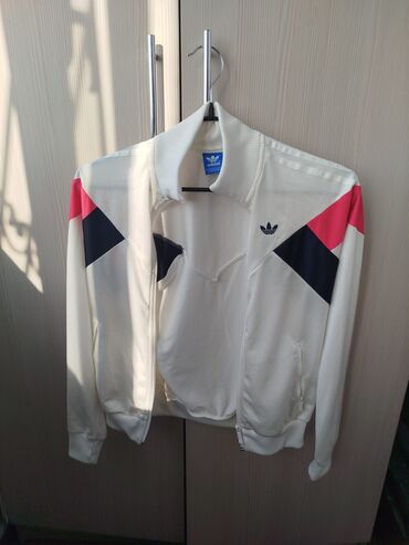 купить спортивный костюм мужской: Adidas Originals — спортивная олимпийка 1000 сом