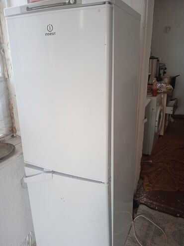 продажа холодильников: Муздаткыч Indesit, Эки камералуу