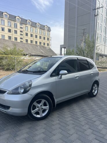 Honda: Honda Fit: 2003 г., 1.3 л, Вариатор, Бензин, Купе