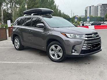 высокие машины: Toyota Highlander: 2018 г., 3.5 л, Гибрид, Кроссовер — 3