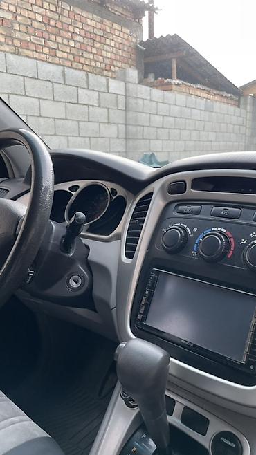 forester sg: Toyota — интерьер и оснащение салона - Просторный салон с двумя — 3