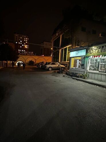 Kommersiya daşınmaz əmlakının satışı: Babək prospekti, Acsess bankın arxasında, 300 kv sahəsi olan gözəllik — 12