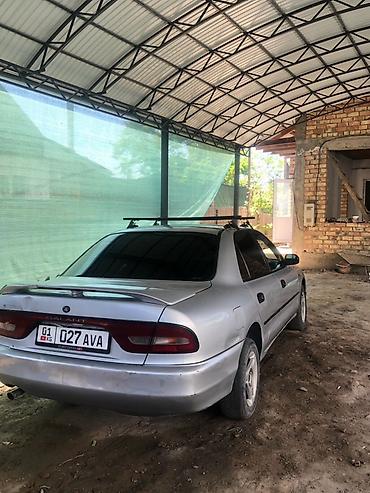 морнинг зеркало: Mitsubishi Galant: 1993 г., Седан — 4