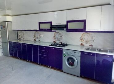 Sifarişlə mətbəx mebeli: Sifarişlə mətbəx dəsti, Özü çəkən petlələr, Mat laminat, Kredit yoxdur, Rayonlara çatdırılma, Pulsuz çatdırılma — 22