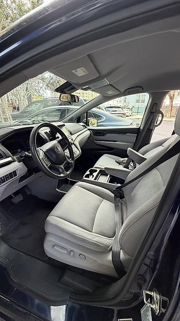 одесей: Honda Odyssey: 2019 г., 3.5 л, Автомат, Бензин, Минивэн — 6