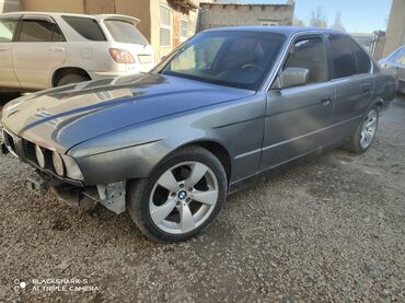 BMW: BMW 5 series: 1992 г., 2.5 л, Механика, Седан — 3
