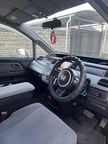 вукупка машина: Honda Stepwgn: 2005 г., 2 л, Автомат, Бензин, Минивэн — 9