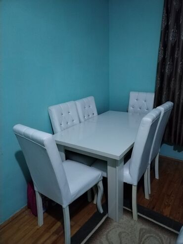 tap az masa ve oturacaqlar: Qonaq otağı üçün, İşlənmiş, Açılan, Dördbucaq masa, 6 stul, Azərbaycan
