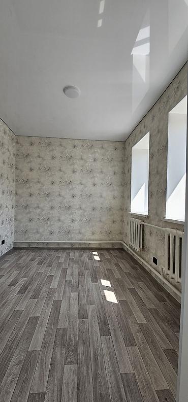 Продажа коттеджей и домов: . Продаётся отличные полдома 50кв.м в Кызыл-аскере на участке 1,5 — 20