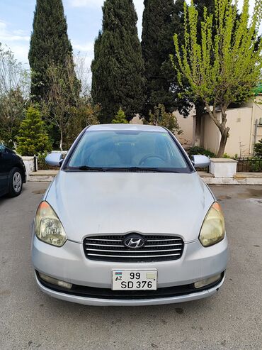 Hyundai: Hyundai Accent: 1.5 l | 2007 il Sedan