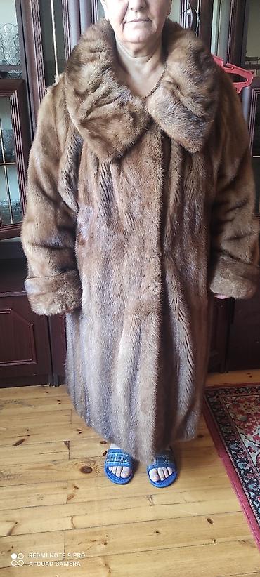 wolt geyim: John Dedis “Furs by JD” qadın kürkü - Material: təbii xəz (şinşilla — 3