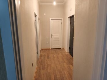 Uzunmüddətli kirayə mənzillər: Mənzilin təsviri 68.5 kvadrat - Plan: ayrı mətbəxli, geniş qonaq — 9