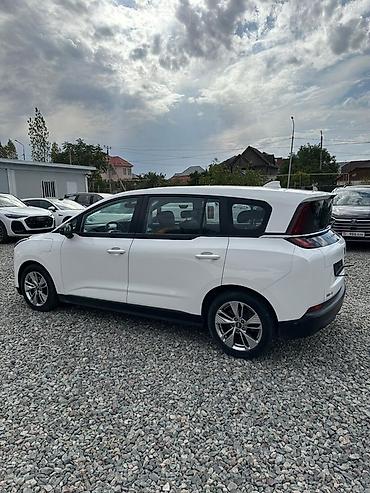 самри 55: FAW Besturn: 2023 г., 0.1 л, Робот, Электромобиль, Минивэн — 5
