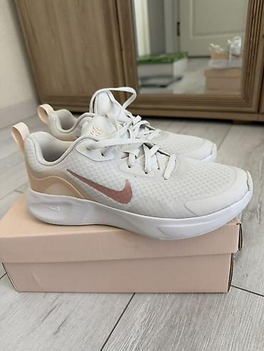 kews k23 nb 300: Кроссовки Nike оригинал (модель CJ) - Размер: US 7 / UK 4.5 / EU 38 — 1
