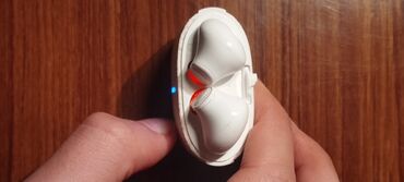 Qulaqcıqlar: İşlənmiş Simsiz (Bluetooth) Qulaqcıqlar, rəng - Ağ — 5