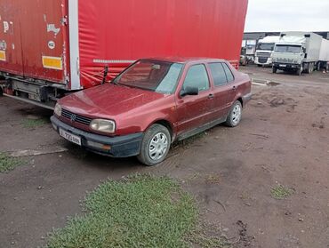 Volkswagen: Volkswagen Vento: 1992 г., 1.8 л, Механика, Бензин