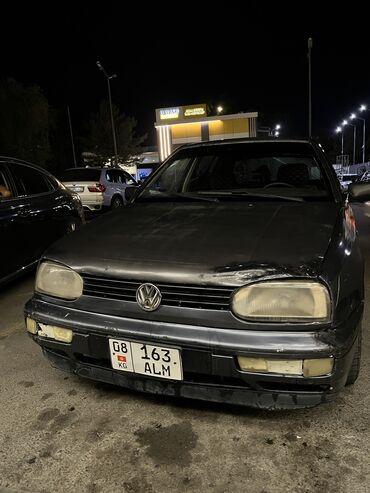 авто в рассрочку без банка без первоначального взноса в бишкеке: Volkswagen Golf: 1994 г., 1.6 л, Механика, Бензин, Хэтчбэк