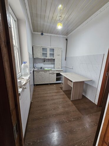дом по советской: 75 м², 4 комнаты, Без мебели, Кухонная мебель