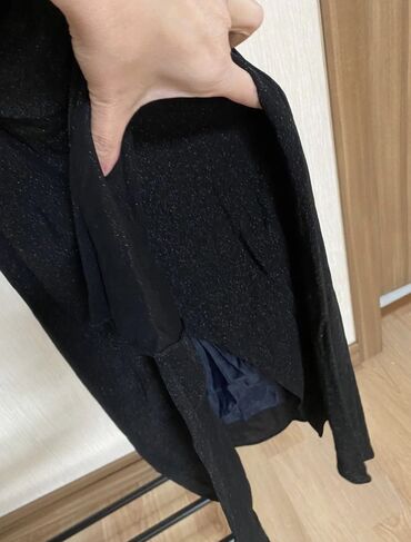 Брючные костюмы: ZARA, MANGO ВЕЩИ Юбка-карандаш, подчеркнет достоинства 500 сом Костюм — 11