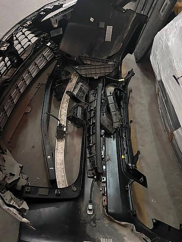 Бампер и комплектующие: Бампер Toyota, Новый, Оригинал — 3