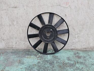 Диффузоры: Вентилятор Renault 1990 г., Б/у, Оригинал, Германия