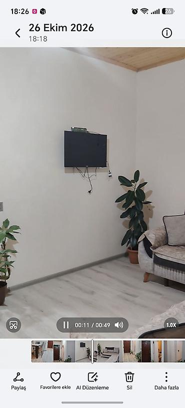 berdede ev satilir: Binə Savxoz pekarnı yolunda ev satılır. 1 sotun içində 45 kv. 2 otaq — 2