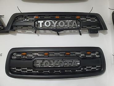sequia: Решетка радиатора Toyota 2005 г., Новый, Аналог — 2