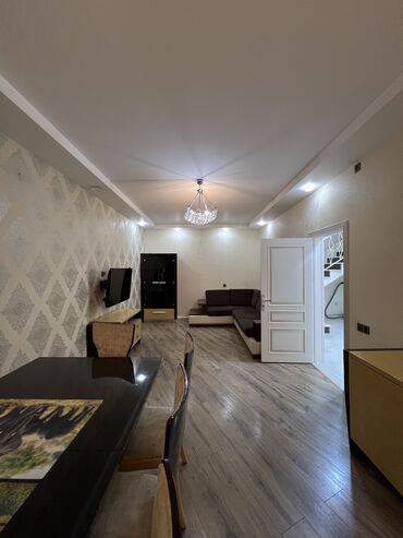 Həyət evləri və villaların satışı: 5 otaqlı, 200 kv. m, Kredit yoxdur, Yeni təmirli -da lalafo.az — 10 Həyət evləri və villaların satışı: 5 otaqlı, 200 kv. m, Kredit yoxdur, Yeni təmirli — 10