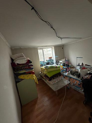 Продажа коттеджей и домов: 🏡 ПРОДАЁТСЯ УЧАСТОК С ДОМОМ 🏡 📍 Район Кок-Жар, ж/м ✨ Отличный вариант — 8