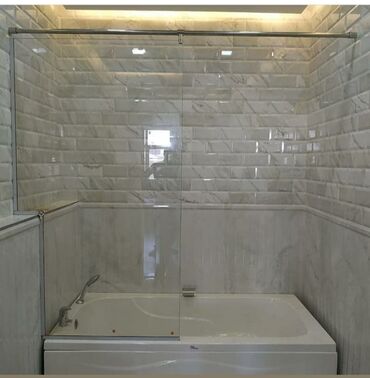 Duş kabinaları, arakəsmələr: Yeni Arakəsmə, Künc üçün, Pulsuz çatdırılma — 22