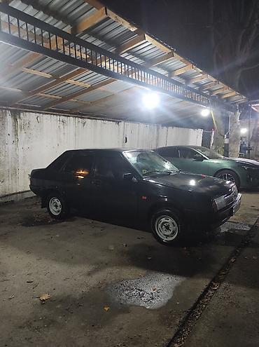 VAZ (LADA): VAZ (LADA) Samara: 1.5 l | 1999 il 2000 km Sedan — 5