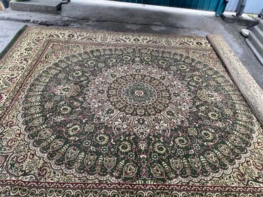 продаю бу ковры: Ковер Б/у, 400 * 350, Турция