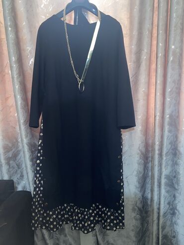 yun donlar: Ziyafət donu, Midi, 7XL (EU 54)