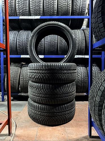 Зимние шины KUMHO 235/45 R18 98V - Комплект из 4 шин - Тип: зимние