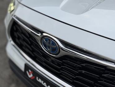лексус нх гибрид: Toyota Highlander: 2022 г., 2.5 л, Автомат, Гибрид, Кроссовер — 5
