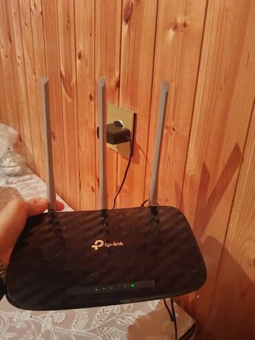 qrafik planşetlər: TP-Link Archer C20 5 ghz dəstəyi olan routerdi wifi alıb wifi lalafo.az -da qrafik planşetlər: TP-Link Archer C20 5 ghz dəstəyi olan routerdi wifi alıb wifi