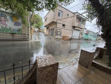 Mağazalar: Bileceride, Ploşad adlanan erazide Yahya Hüseynov küçesi 2 mertebeli — 2