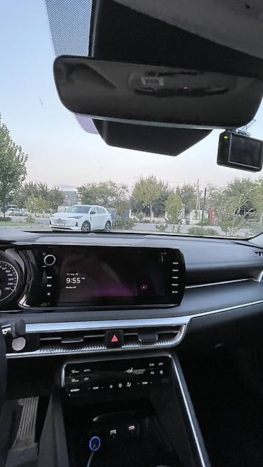 Kia: Kia K5: 2021 г., Седан — 17