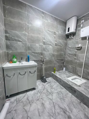 аренда бильярдный клуб: Сдаю Офис, 30 м², В бизнес центре, 1 линия