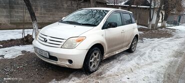 Toyota: Toyota ist: 2006 г., 1.5 л, Автомат, Бензин, Хэтчбэк