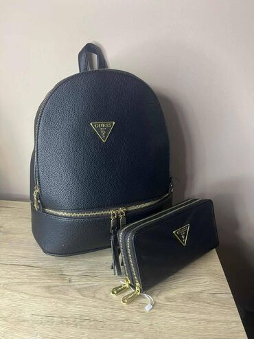 Torbe: Guess ranac NOVO

Novo
Replika

fb Moja Kupovina 1 — 14