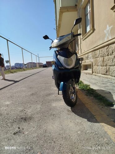 мото: - YAMAHA 125 sm3, 2020 il, 18895 km