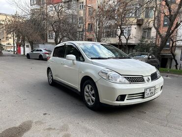 2008 nissan sunny: Nissan Tiida: 1.6 l | 2008 il Hetçbek